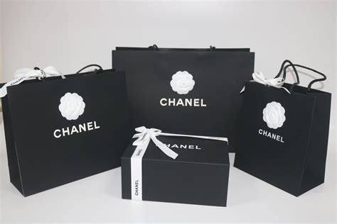 chanel box decor|Chanel paper bag.